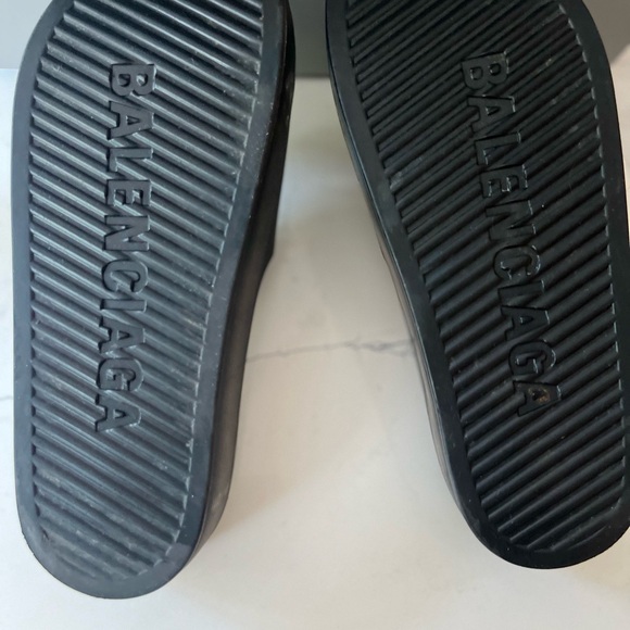Used great condition BALENCIAGA  Rubber Platform Slides - Picture 6 of 7